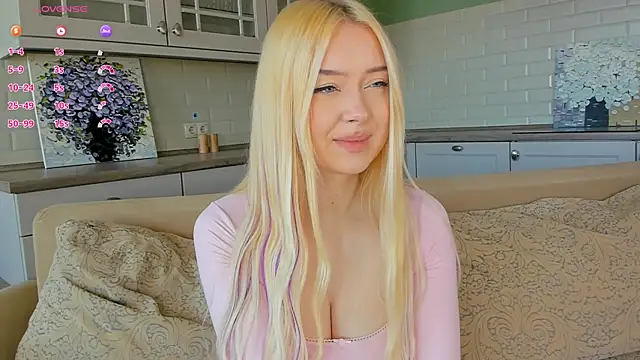Chanelbayerr online show from June 2026 03:44:01 AM