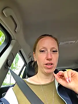 SweetGermanAlina online show from May 2026 02:45:01 PM