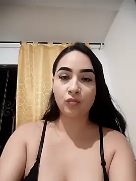 leisha08 online show from May 2026 11:32:01 PM