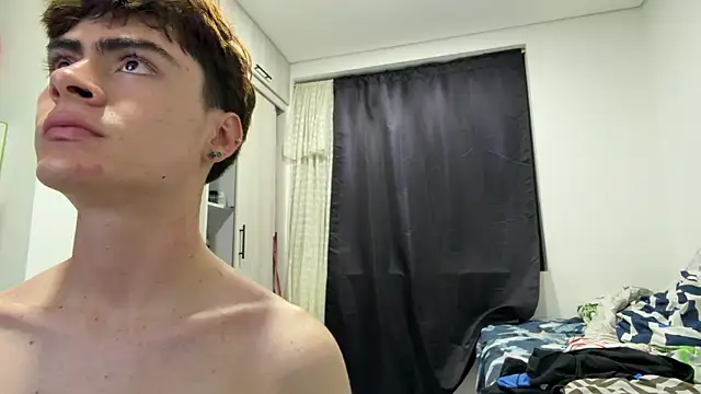 Snapshot of _peachyboy chatting on July 2026 03:09:01 AM peachyboy online show from July 2026 03:09:01 AM