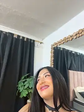 Snapshot of SabrinaX_X chatting on June 2026 11:24:02 PM SabrinaX X online show from June 2026 11:24:02 PM