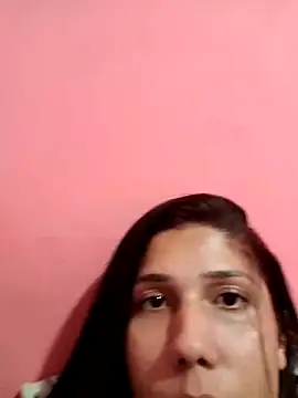 Snapshot of nessaflors2 chatting on May 2026 07:31:01 PM nessaflors2 online show from May 2026 07:31:01 PM