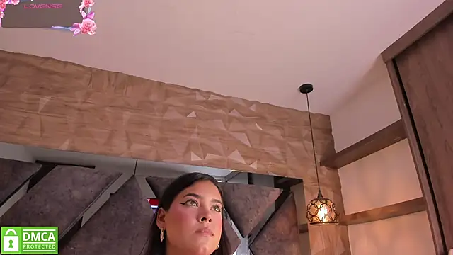Rose  Evans   online show from May 2026 07:30:01 PM