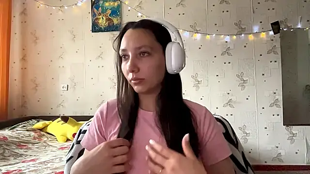 SheeringGape online show from May 2026 02:17:02 AM