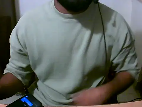 Snapshot of married_man22 chatting on May 2026 10:18:01 PM married man22 online show from May 2026 10:18:01 PM