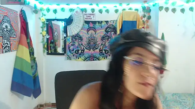 Snapshot of bastethott chatting on May 2026 07:24:02 AM bastethott online show from May 2026 07:24:02 AM