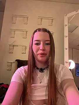 Snapshot of Annie_Meow chatting on July 2026 10:21:02 AM Annie Meow online show from July 2026 10:21:02 AM