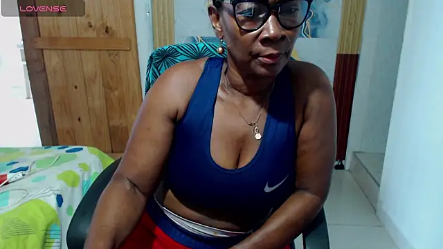Snapshot of jannyheat chatting on May 2026 04:37:02 PM jannyheat online show from May 2026 04:37:02 PM