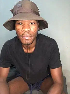 Snapshot of thandolezwe1 chatting on May 2026 10:59:01 PM thandolezwe1 online show from May 2026 10:59:01 PM