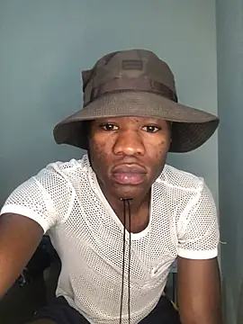 Snapshot of thandolezwe1 chatting on May 2026 07:22:02 PM thandolezwe1 online show from May 2026 07:22:02 PM