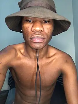 Snapshot of thandolezwe1 chatting on May 2026 08:05:02 PM thandolezwe1 online show from May 2026 08:05:02 PM