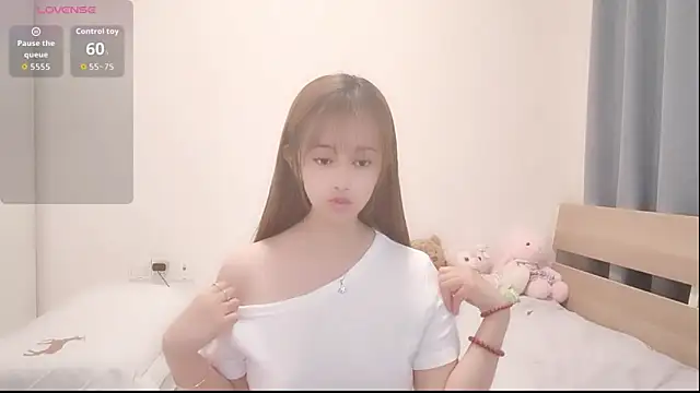 Snapshot of inlkitte-sweet chatting on May 2026 02:45:01 PM inlkitte-sweet online show from May 2026 02:45:01 PM