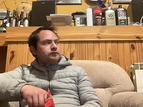 alecsgzz online show from June 2026 01:26:02 AM