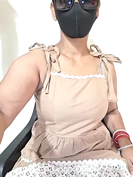 Snapshot of Shaloni_Patil chatting on May 2026 08:19:01 AM Shaloni Patil online show from May 2026 08:19:01 AM