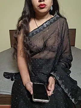 Snapshot of Hot-CouplesX chatting on May 2026 01:18:02 PM Hot-CouplesX online show from May 2026 01:18:02 PM