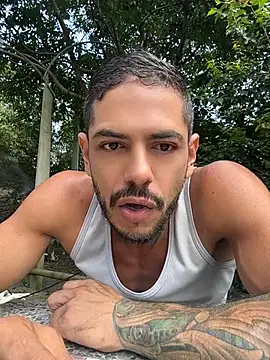 Snapshot of Warrior_Gape chatting on May 2026 02:13:01 PM Warrior Gape online show from May 2026 02:13:01 PM
