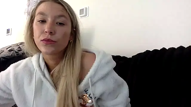 Misss alyssaaa online show from May 2026 03:28:02 PM