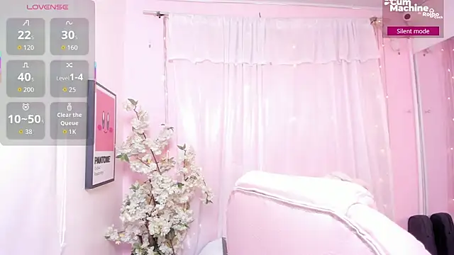 Snapshot of ShanelleDupont_ chatting on July 2026 07:53:02 PM ShanelleDupont online show from July 2026 07:53:02 PM