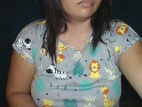 Snapshot of MommyKaye30 chatting on June 2026 08:25:02 PM MommyKaye30 online show from June 2026 08:25:02 PM
