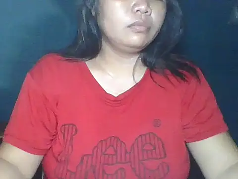 Snapshot of MommyKaye30 chatting on August 2026 07:38:01 PM MommyKaye30 online show from August 2026 07:38:01 PM
