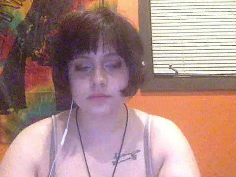 moniqueisalovergirl online show from May 2026 02:18:01 AM