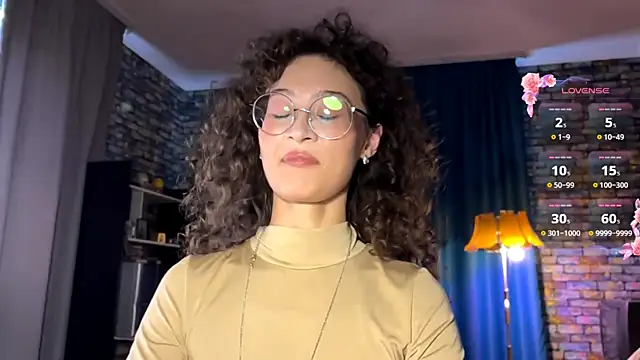 Snapshot of CurlyWinx chatting on May 2026 12:01:02 PM CurlyWinx online show from May 2026 12:01:02 PM