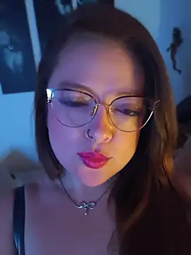 Snapshot of Lilith_Desire chatting on June 2026 02:32:01 PM Lilith Desire online show from June 2026 02:32:01 PM