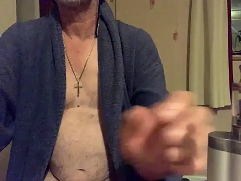 Snapshot of Moonraker64 chatting on July 2026 02:36:01 AM Moonraker64 online show from July 2026 02:36:01 AM