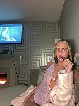 Exotic-Elsie online show from May 2026 10:05:01 PM