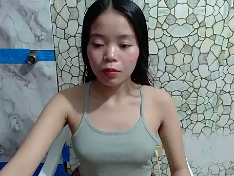 Snapshot of Sweet_Sarah69 chatting on July 2026 12:04:02 PM Sweet Sarah69 online show from July 2026 12:04:02 PM