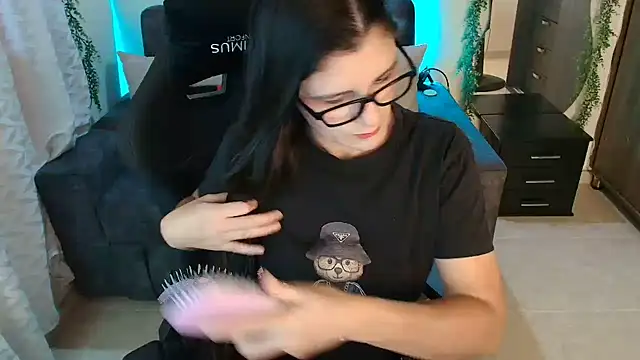LUCYMILF SEXY online show from July 2026 05:59:01 PM