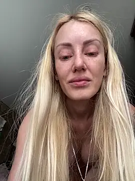 Snapshot of wildforestmuse_ chatting on May 2026 05:47:01 AM wildforestmuse online show from May 2026 05:47:01 AM