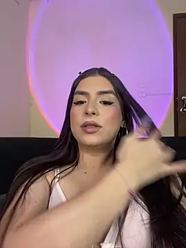 AriSweetener1 online show from May 2026 07:15:01 AM