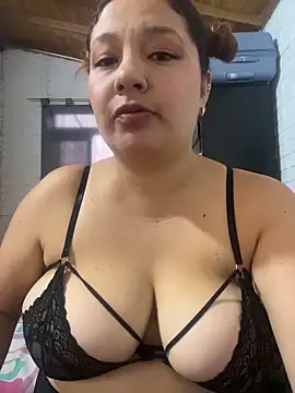 Snapshot of Arya_Rose69 chatting on June 2026 03:25:02 PM Arya Rose69 online show from June 2026 03:25:02 PM