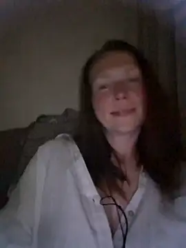 Snapshot of MillaSmileX chatting on May 2026 05:42:01 PM MillaSmileX online show from May 2026 05:42:01 PM