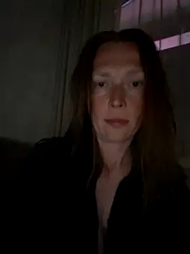 Snapshot of MillaSmileX chatting on May 2026 06:38:01 PM MillaSmileX online show from May 2026 06:38:01 PM