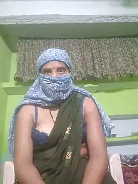 ImLuckyy online show from June 2026 05:26:02 PM