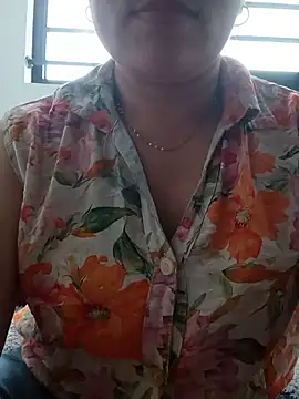 FlowerSexy95 online show from June 2026 10:40:01 AM