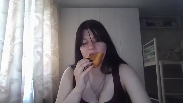 Snapshot of GrayceDeclet chatting on June 2026 06:56:01 AM GrayceDeclet online show from June 2026 06:56:01 AM