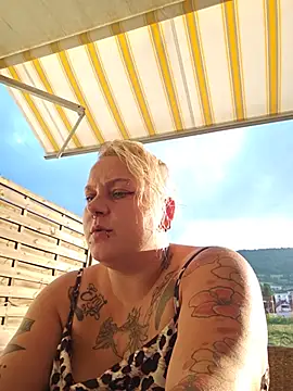 Snapshot of Lady_Peggi chatting on August 2026 05:49:02 PM Lady Peggi online show from August 2026 05:49:02 PM