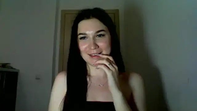 Snapshot of Katiee_Foxi chatting on June 2026 07:08:02 PM Katiee Foxi online show from June 2026 07:08:02 PM