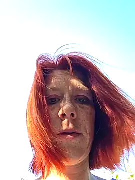 Snapshot of PoppyBoop chatting on June 2026 06:29:02 AM PoppyBoop online show from June 2026 06:29:02 AM