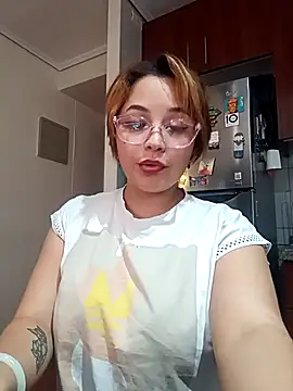Snapshot of LilithAmaya2018 chatting on May 2026 01:44:01 AM LilithAmaya2018 online show from May 2026 01:44:01 AM
