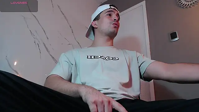 Snapshot of tanner-hard_ chatting on June 2026 07:56:02 PM tanner-hard online show from June 2026 07:56:02 PM