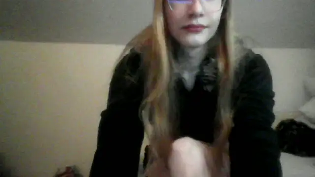 femboykittyxo online show from May 2026 10:37:02 PM