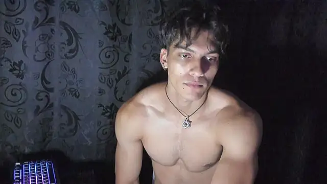 Alessio Valee online show from June 2026 06:26:01 AM