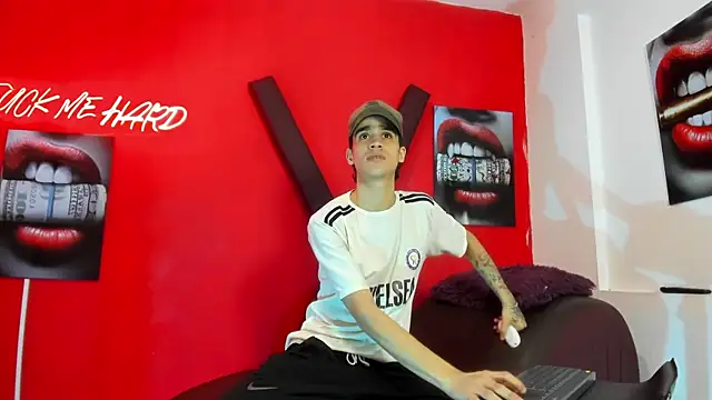 TWINKS BOYSX online show from June 2026 01:17:02 AM