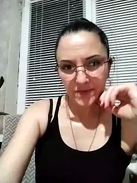 Snapshot of MillaMia45 chatting on May 2026 07:33:01 PM MillaMia45 online show from May 2026 07:33:01 PM