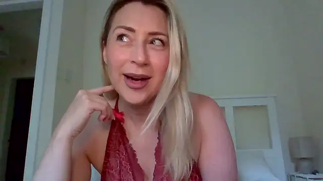 Snapshot of Babe_blond chatting on July 2026 08:28:01 AM Babe blond online show from July 2026 08:28:01 AM