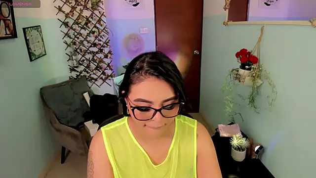 Snapshot of Margot_Robie chatting on June 2026 01:59:02 PM Margot Robie online show from June 2026 01:59:02 PM